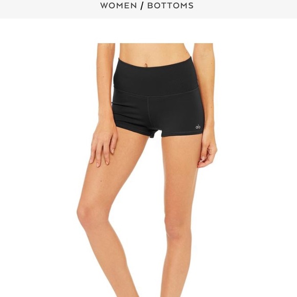 ALO Yoga Pants - Alo Yoga Aura Short